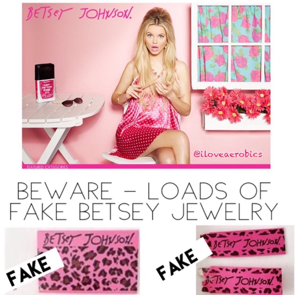 Betsey Johnson 🚫 Disney Hello Kitty M&M Jewelry - Picture 2 of 8
